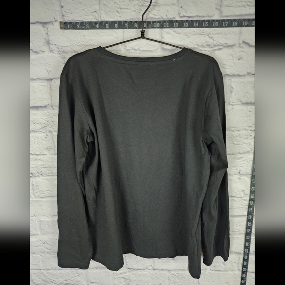 Legendary Whitetails black long sleeve T with gold foil deer design Large NEW - Picture 3 of 6